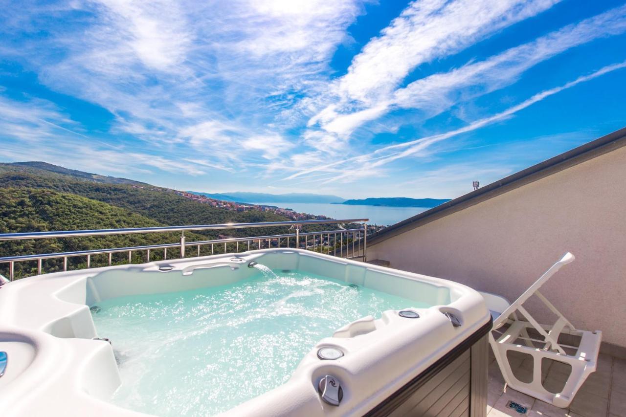 Apartman Aqua-Juric Crikvenica Exteriör bild