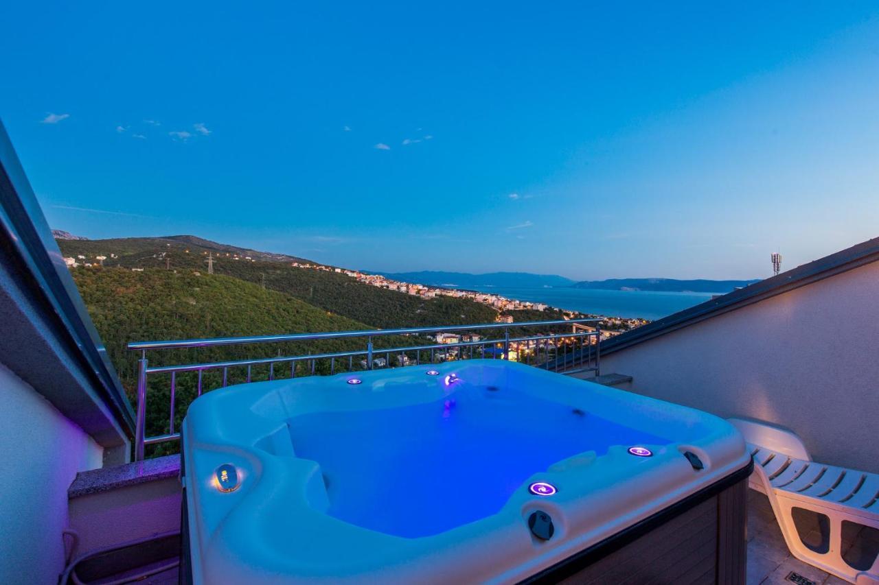 Apartman Aqua-Juric Crikvenica Exteriör bild