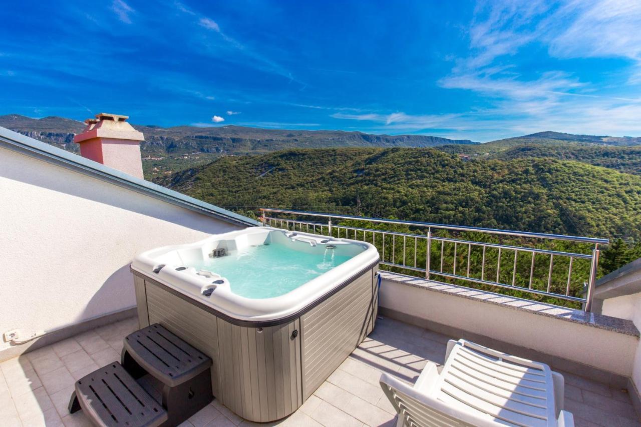 Apartman Aqua-Juric Crikvenica Exteriör bild